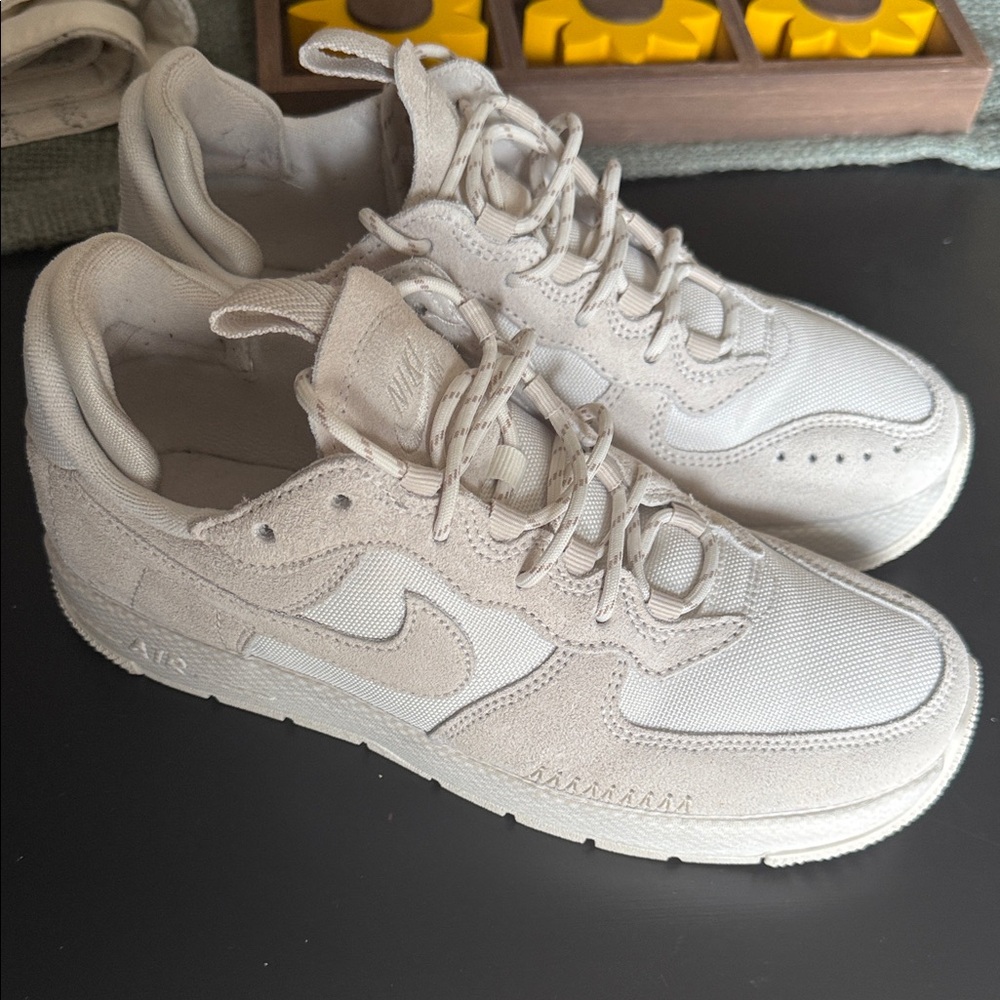 Nike W Air Force 1 Wild (PHANTOM)